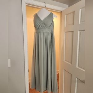 Azazie Kora, size 16, Agave color